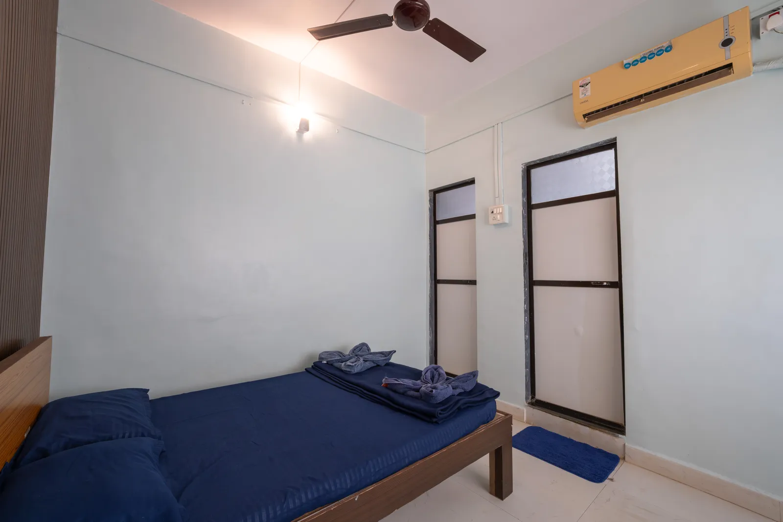 Room 8 photo 3
